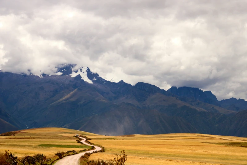Sacred Valley’s Must-See Attractions: Beyond Machu Picchu