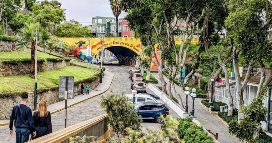 Discover the Artistic District of Barranco